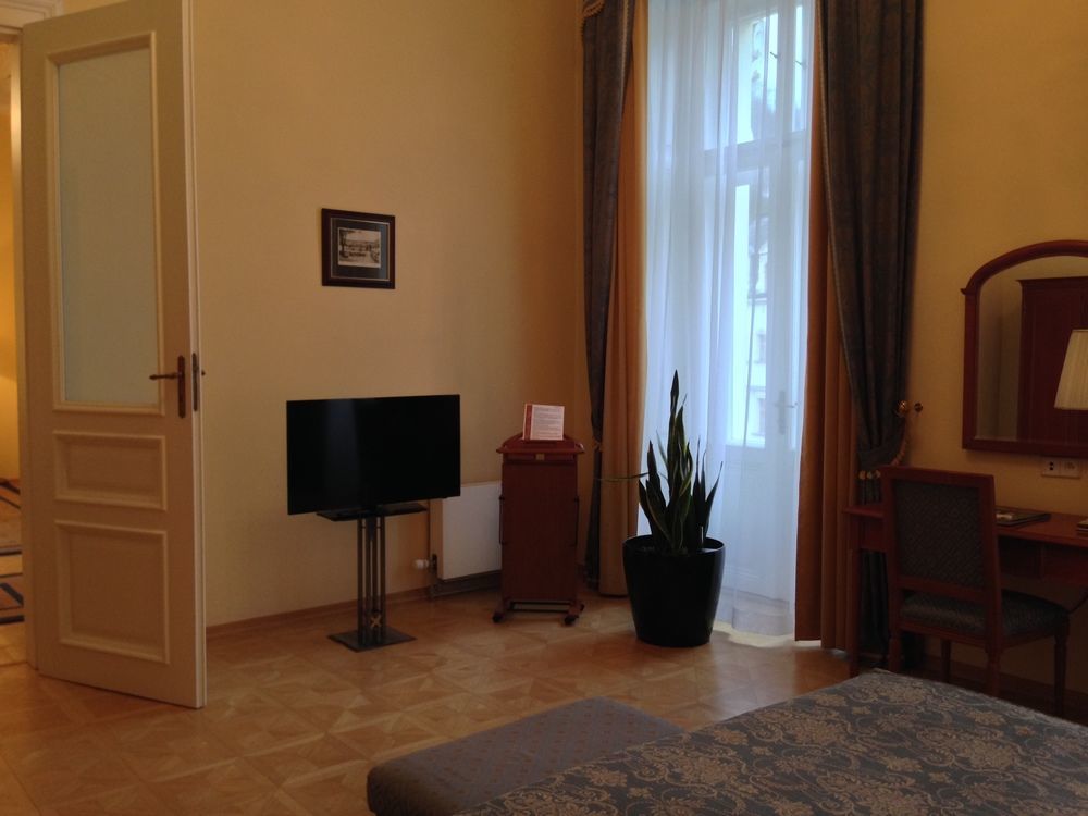 Grandhotel Pupp Отель 5*